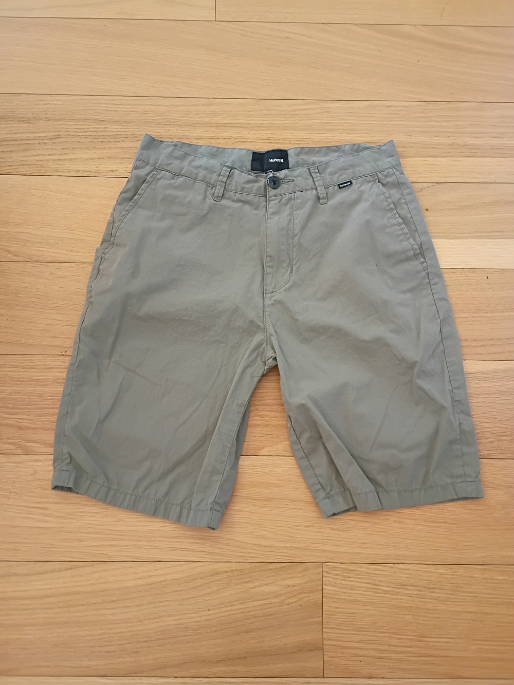 Hurley 28 Men's Flat Front Shorts in Light Olive
